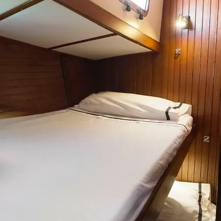 Ibero Botel *